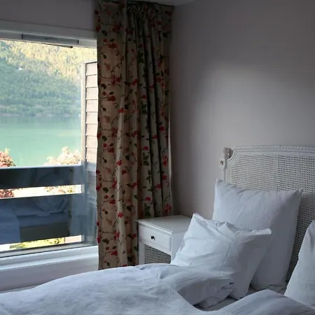 Hotel Torvis 2*
