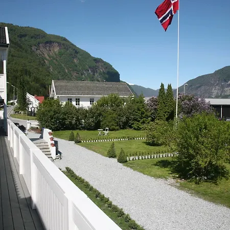 Torvis Hotel 2*
