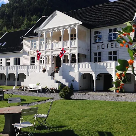 Torvis Hotel Luster